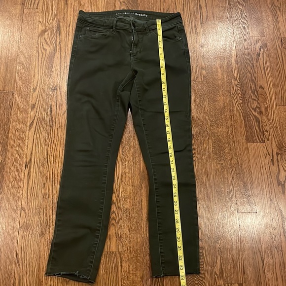 Articles of Society army green stretchy skinny raw hem jeans size 27 - Picture 5 of 10